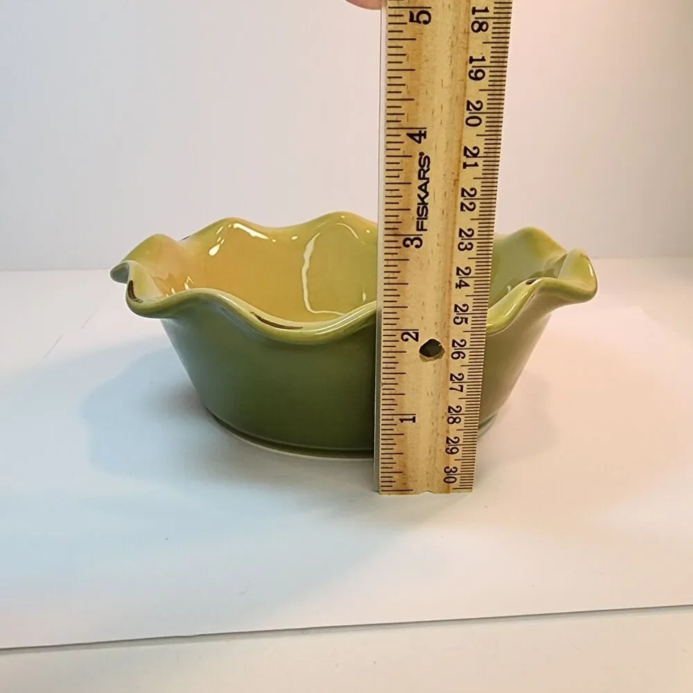 Crate and Barrel Green Ruffled 6.75 Inch Bowl Beautiful